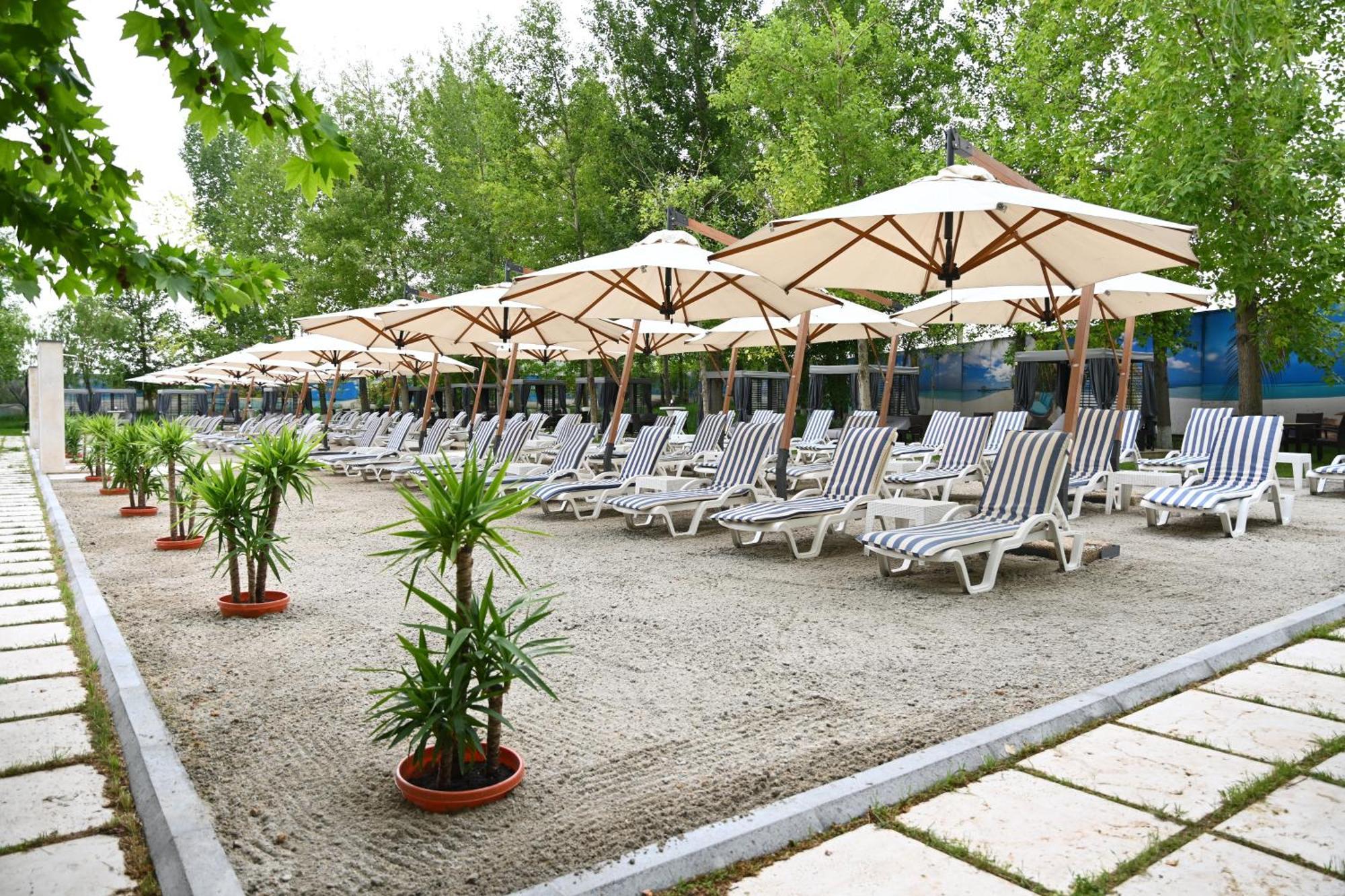 Multi Grand Pharaon Hotel Ptghni Exterior foto