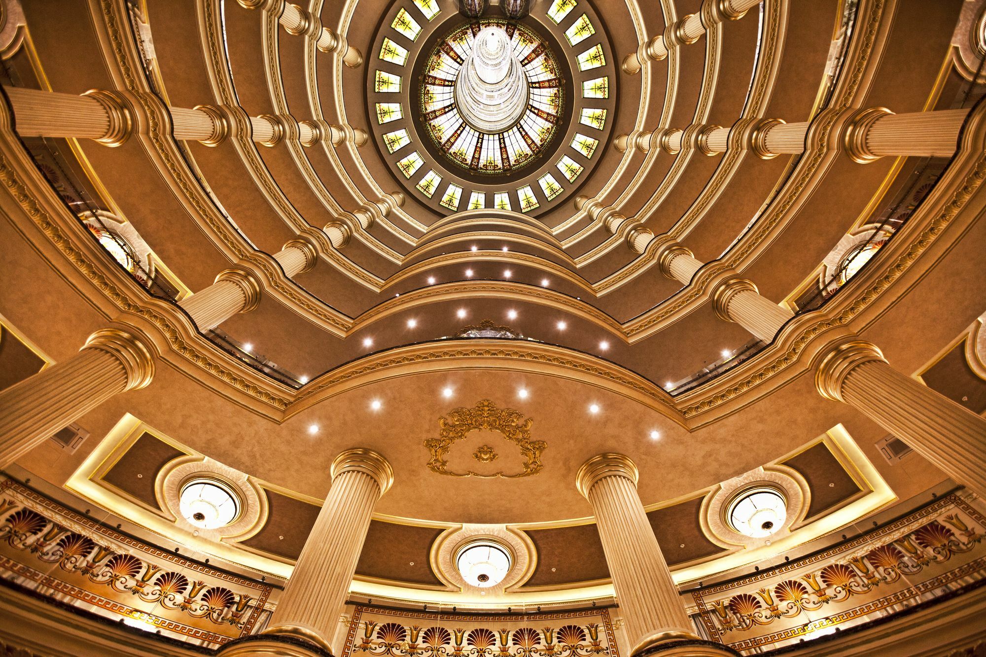 Multi Grand Pharaon Hotel Ptghni Exterior foto